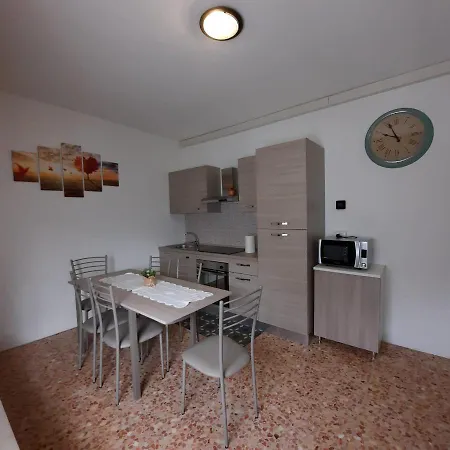 Apartment Legnone - Your Mountain Holiday