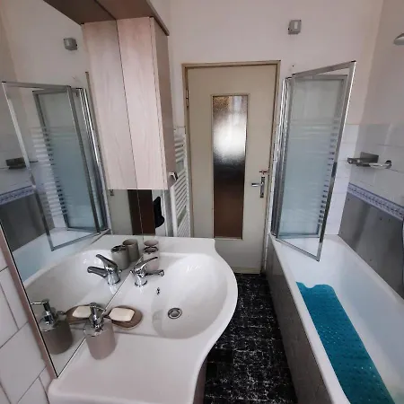 Apartment Legnone - Your Mountain Holiday